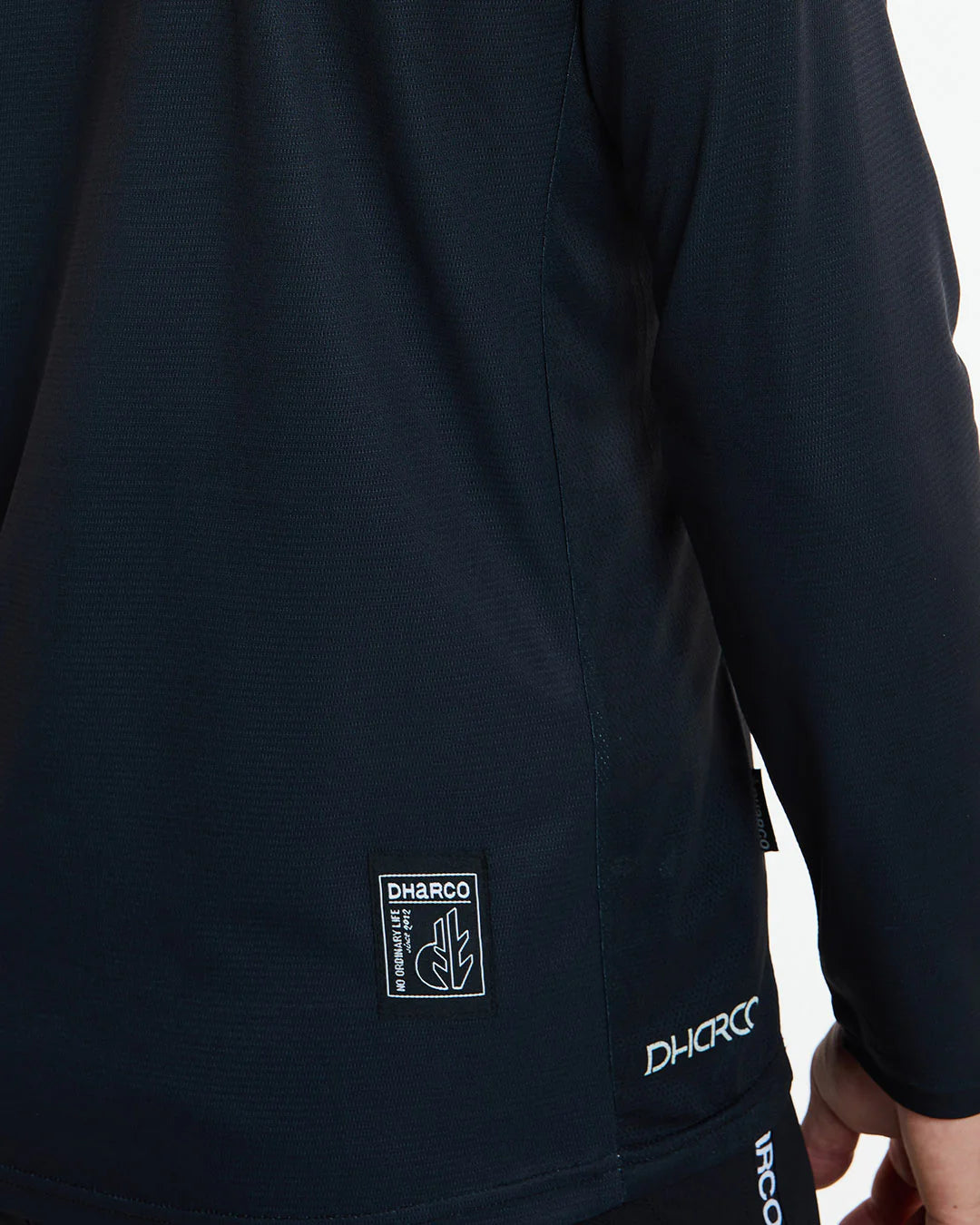 DHaRCO Mens Gravity Jersey | The Darkness