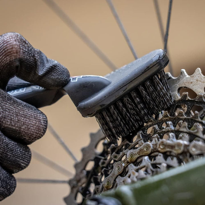 Muc-Off Detailing Brush